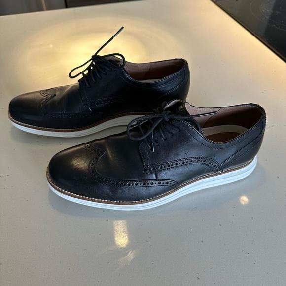 Men’s Original Grand Wingtip Oxfords - Picture 2 of 5